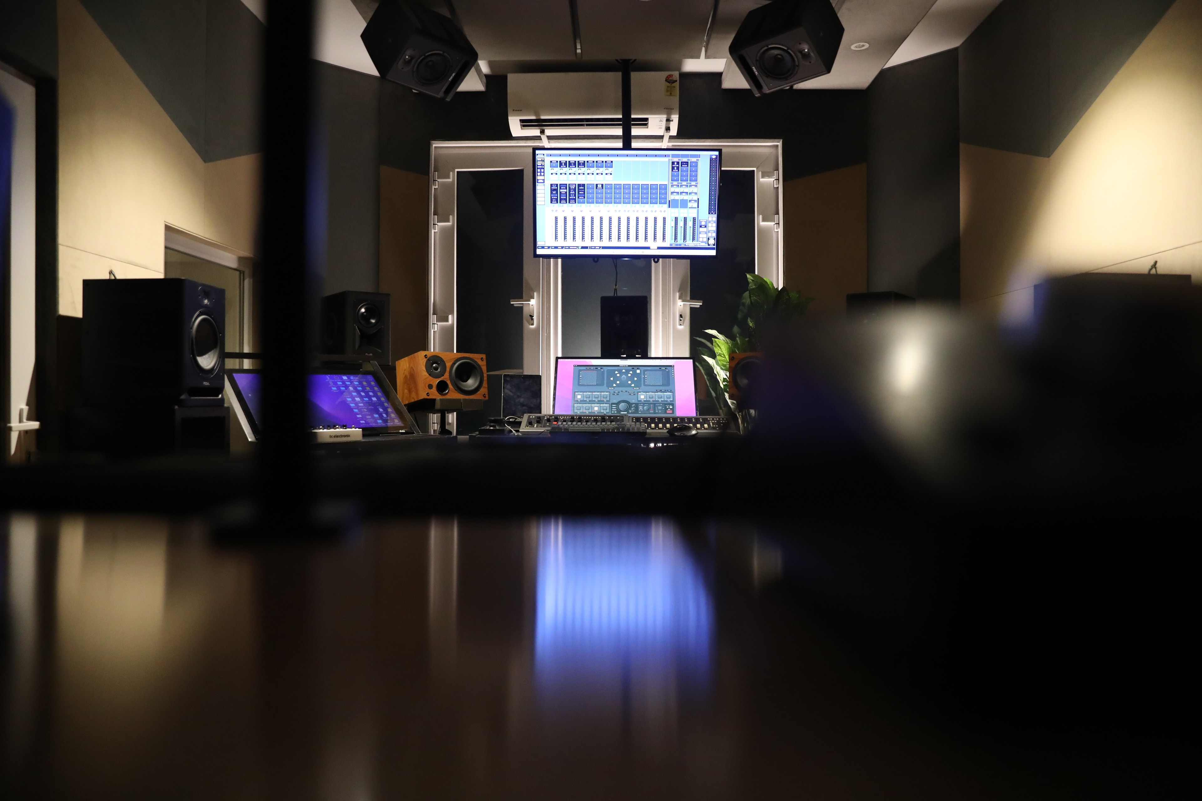 Stitch Audio studio 5